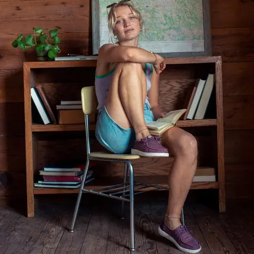 HEYDUDES Wendy Stretch Sox – Burgundy online